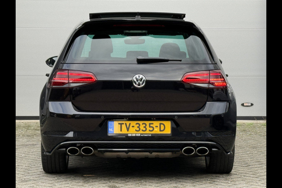 Volkswagen Golf 1.5 TSI Highline Business R | Apple Carplay | Panoramadak | ACC