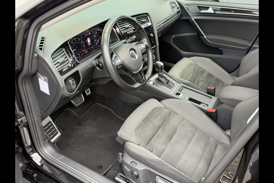Volkswagen Golf 1.5 TSI Highline Business R | Apple Carplay | Panoramadak | ACC