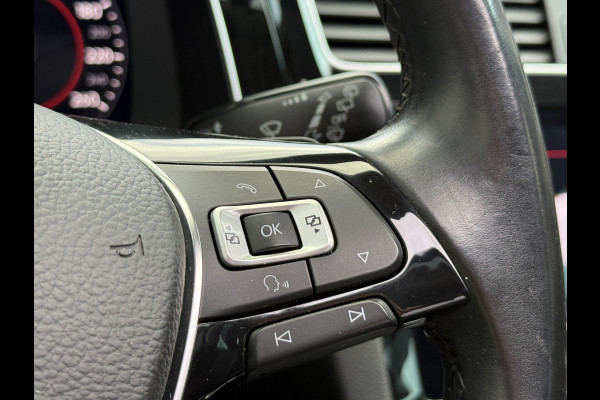 Volkswagen Golf 1.5 TSI Highline Business R | Apple Carplay | Panoramadak | ACC