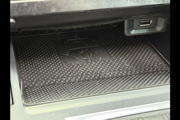 Volkswagen Golf 1.5 TSI Highline Business R | Apple Carplay | Panoramadak | ACC