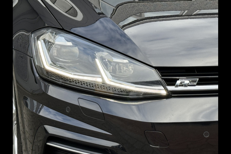 Volkswagen Golf 1.5 TSI Highline Business R | Apple Carplay | Panoramadak | ACC