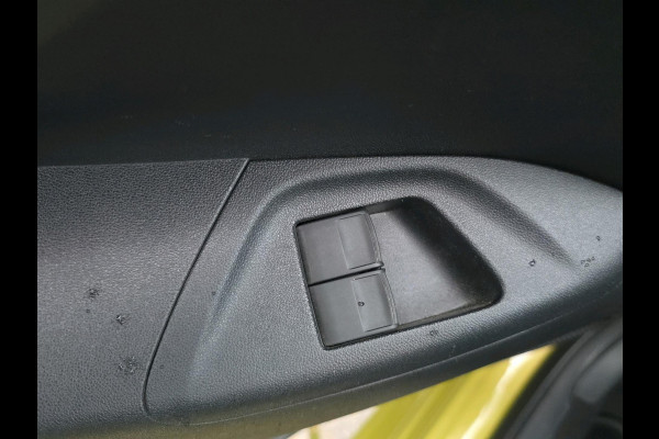 Peugeot 108 1.0 e-VTi Active Airco en Bluethooth