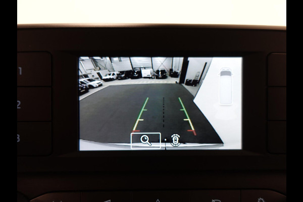 Ford Transit 310 2.0 TDCI L2H2 Trend Automaat Airco Navigatie Bluetooth Camera Cruise Control Trekhaak