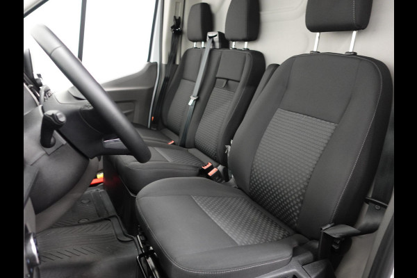 Ford Transit 310 2.0 TDCI L2H2 Trend Automaat Airco Navigatie Bluetooth Camera Cruise Control Trekhaak