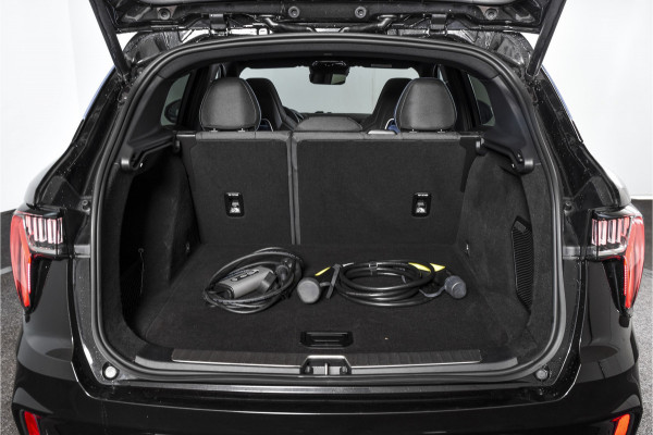 Lynk & Co 01 1.5 PHEV 261PK MY23 | Donkere hemel | 360 Camera | 7.4 kWh Boordlader | S/K-panodak | Adapt. Cruise | Memory | Elek. klep | LM 20" | 8551