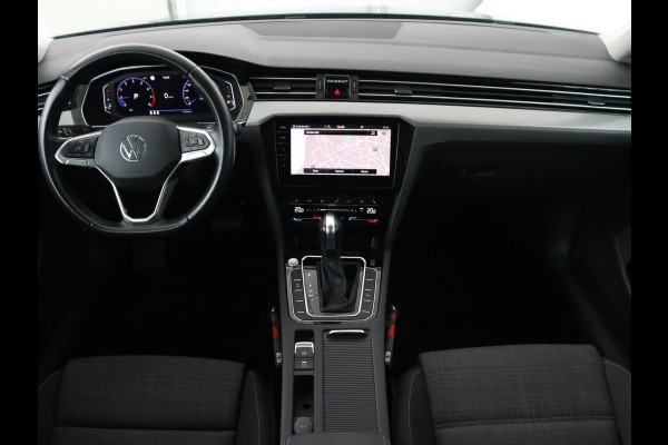 Volkswagen Passat 1.5 TSI Business | Stoelverwarming | Carplay | Trekhaak | Camera | Virtual Cockpit | Navigatie | Smartphone Entry | Adaptive cruise | Full LED Volkswagen Passat 1.5 TSI Business | Stoelverwarming | Carplay | Trekhaak | Camera | Virtual Cockpit | Navigatie | Smartphone Entry | Adaptive cruise | Full LED