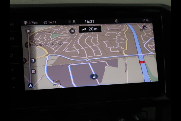 Volkswagen Passat 1.5 TSI Business | Stoelverwarming | Carplay | Trekhaak | Camera | Virtual Cockpit | Navigatie | Smartphone Entry | Adaptive cruise | Full LED Volkswagen Passat 1.5 TSI Business | Stoelverwarming | Carplay | Trekhaak | Camera | Virtual Cockpit | Navigatie | Smartphone Entry | Adaptive cruise | Full LED