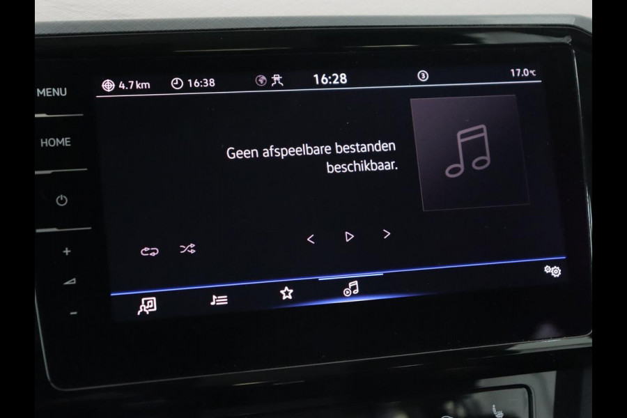 Volkswagen Passat 1.5 TSI Business | Stoelverwarming | Carplay | Trekhaak | Camera | Virtual Cockpit | Navigatie | Smartphone Entry | Adaptive cruise | Full LED Volkswagen Passat 1.5 TSI Business | Stoelverwarming | Carplay | Trekhaak | Camera | Virtual Cockpit | Navigatie | Smartphone Entry | Adaptive cruise | Full LED