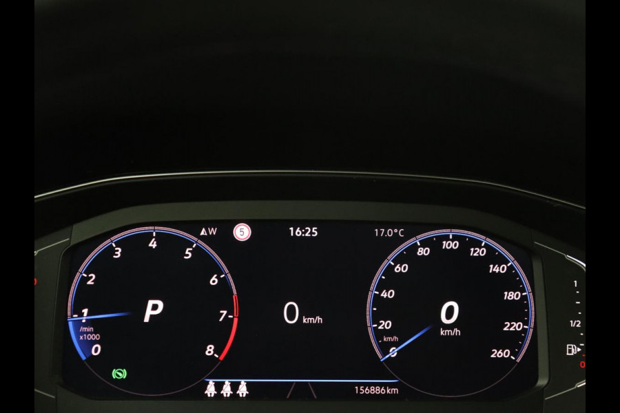 Volkswagen Passat 1.5 TSI Business | Stoelverwarming | Carplay | Trekhaak | Camera | Virtual Cockpit | Navigatie | Smartphone Entry | Adaptive cruise | Full LED Volkswagen Passat 1.5 TSI Business | Stoelverwarming | Carplay | Trekhaak | Camera | Virtual Cockpit | Navigatie | Smartphone Entry | Adaptive cruise | Full LED