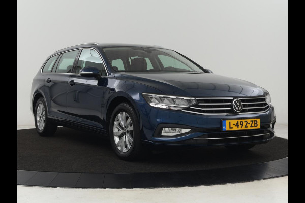 Volkswagen Passat 1.5 TSI Business | Stoelverwarming | Carplay | Trekhaak | Camera | Virtual Cockpit | Navigatie | Smartphone Entry | Adaptive cruise | Full LED Volkswagen Passat 1.5 TSI Business | Stoelverwarming | Carplay | Trekhaak | Camera | Virtual Cockpit | Navigatie | Smartphone Entry | Adaptive cruise | Full LED