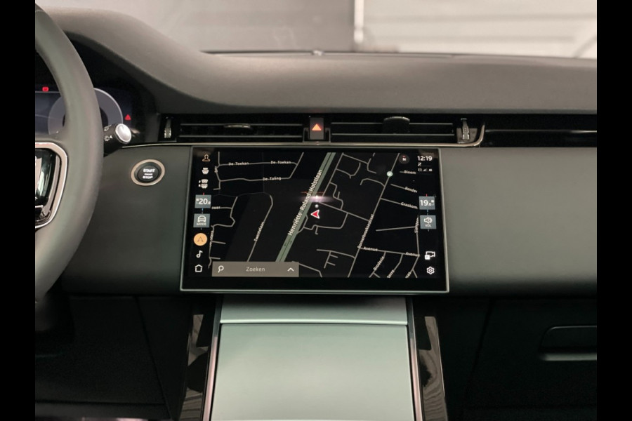 Land Rover Range Rover Evoque P300/P270e SE Dynamic/pano schuifdak/Carpathian Grey/5jr garantie Land Rover Range Rover Evoque P300/P270e SE Dynamic/pano schuifdak/Carpathian Grey/5jr garantie