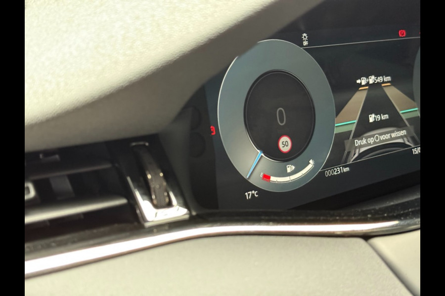 Land Rover Range Rover Evoque P300/P270e SE Dynamic/pano schuifdak/Carpathian Grey/5jr garantie Land Rover Range Rover Evoque P300/P270e SE Dynamic/pano schuifdak/Carpathian Grey/5jr garantie