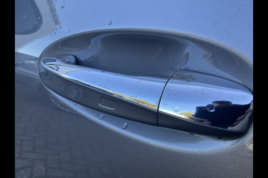 Mercedes-Benz GLA 180 Aut7 Solution AMG Pano.dak Stoel elctr+verw. Carplay Camera Business Mercedes-Benz GLA 180 Aut7 Solution AMG Pano.dak Stoel elctr+verw. Carplay Camera Business