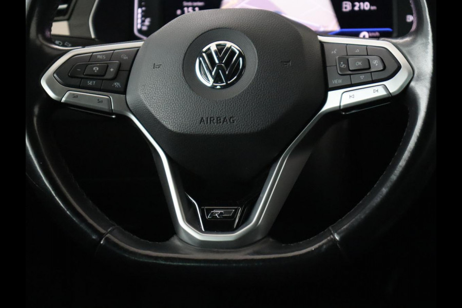 Volkswagen Passat 1.5 TSI Elegance Business R | Leder/Alcantara | Stoelverwarming | Trekhaak | Adaptive cruise | Matrix LED | Keyless | Carplay | Navigatie | Virtual Cockpit | Parkeerhulp | R Line