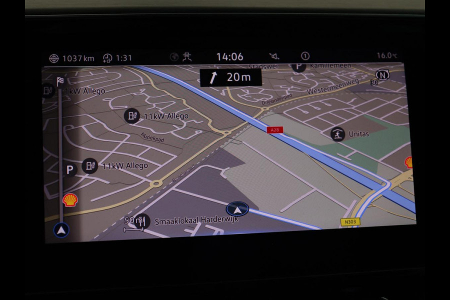 Volkswagen Passat 1.5 TSI Elegance Business R | Leder/Alcantara | Stoelverwarming | Trekhaak | Adaptive cruise | Matrix LED | Keyless | Carplay | Navigatie | Virtual Cockpit | Parkeerhulp | R Line