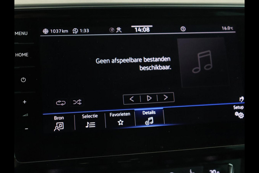 Volkswagen Passat 1.5 TSI Elegance Business R | Leder/Alcantara | Stoelverwarming | Trekhaak | Adaptive cruise | Matrix LED | Keyless | Carplay | Navigatie | Virtual Cockpit | Parkeerhulp | R Line