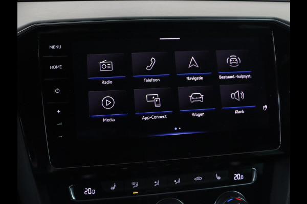 Volkswagen Passat 1.5 TSI Elegance Business R | Leder/Alcantara | Stoelverwarming | Trekhaak | Adaptive cruise | Matrix LED | Keyless | Carplay | Navigatie | Virtual Cockpit | Parkeerhulp | R Line