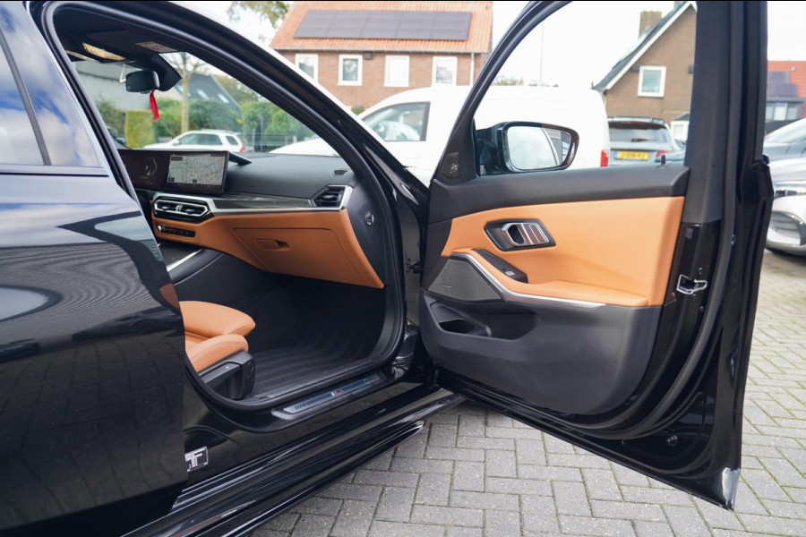 BMW 3-serie 330e xDrive M-pakket | BMW LED | Adaptieve Cruise | Camera | Harman/Kardon | Carbon | Driving Assistant | Active Guard BMW 3-serie 330e xDrive M-pakket | BMW LED | Adaptieve Cruise | Camera | Harman/Kardon | Carbon | Driving Assistant | Active Guard