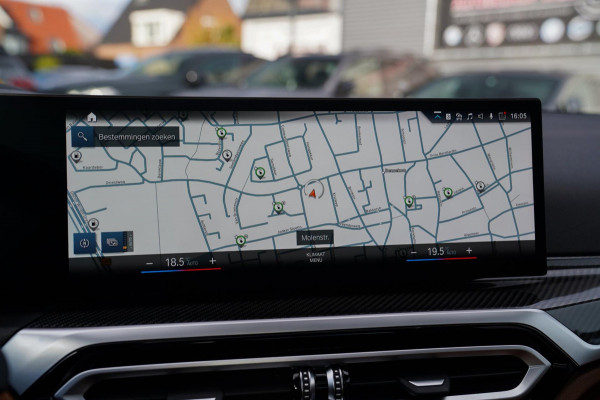 BMW 3-serie 330e xDrive M-pakket | BMW LED | Adaptieve Cruise | Camera | Harman/Kardon | Carbon | Driving Assistant | Active Guard BMW 3-serie 330e xDrive M-pakket | BMW LED | Adaptieve Cruise | Camera | Harman/Kardon | Carbon | Driving Assistant | Active Guard