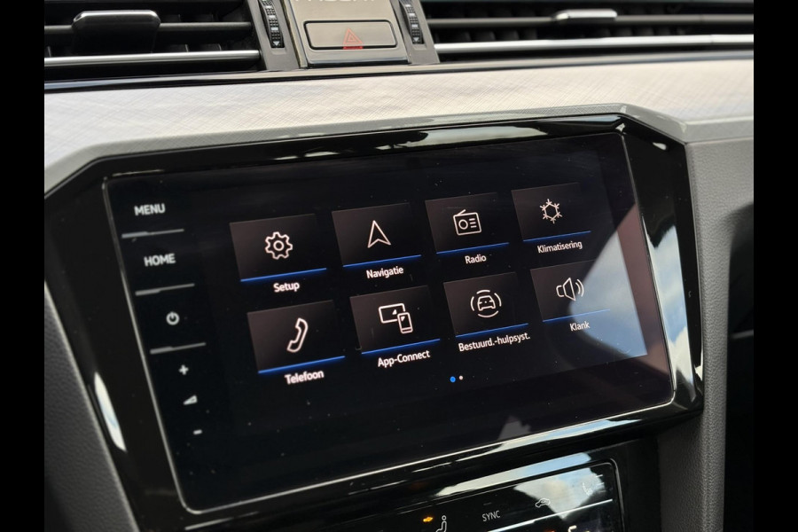 Volkswagen Passat Variant 1.4 TSI PHEV GTE Business | Navi, Carplay/Android, Camera, ACC, Afn.Trekhaak, Stoelverw. | Dealeroh. | Volkswagen Passat Variant 1.4 TSI PHEV GTE Business | Navi, Carplay/Android, Camera, ACC, Afn.Trekhaak, Stoelverw. | Dealeroh. |