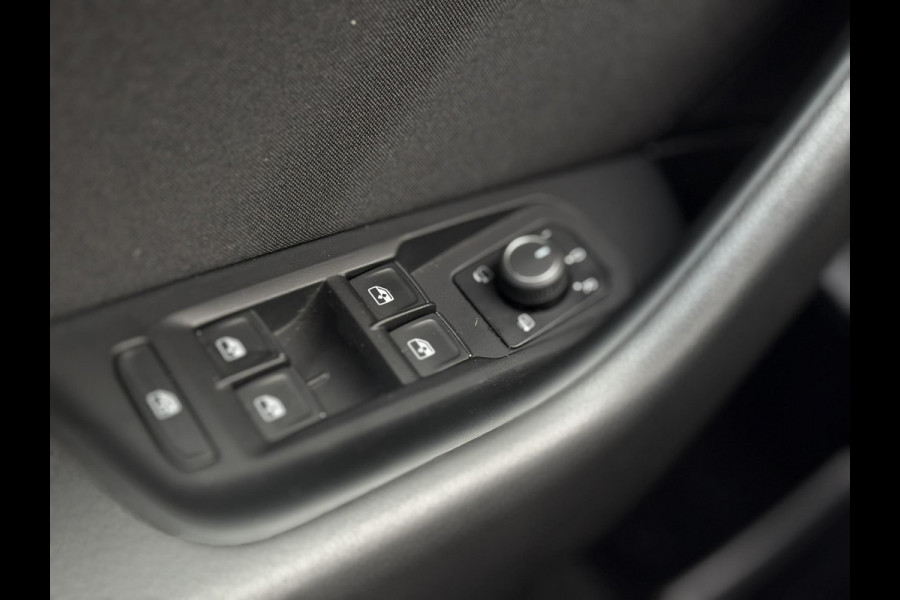 Volkswagen Passat Variant 1.4 TSI PHEV GTE Business | Navi, Carplay/Android, Camera, ACC, Afn.Trekhaak, Stoelverw. | Dealeroh. | Volkswagen Passat Variant 1.4 TSI PHEV GTE Business | Navi, Carplay/Android, Camera, ACC, Afn.Trekhaak, Stoelverw. | Dealeroh. |