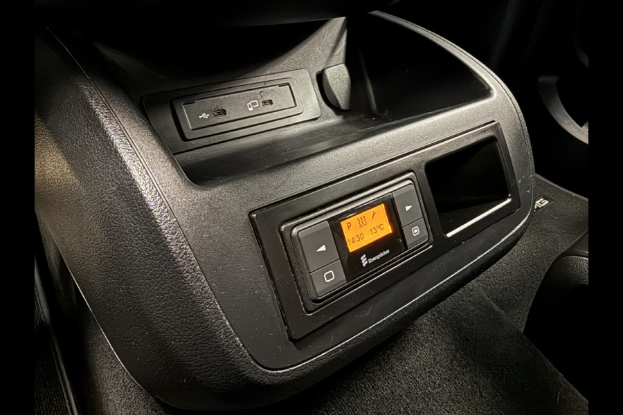 Mercedes-Benz V-Klasse 300d Extra Lang Avantgarde Edition AMG-Line Standkachel Luchtvering Mercedes-Benz V-Klasse 300d Extra Lang Avantgarde Edition AMG-Line Standkachel Luchtvering