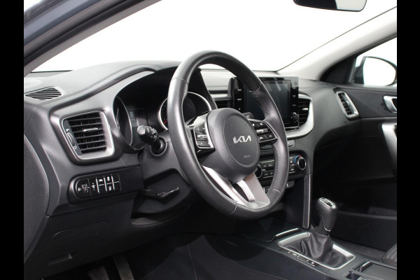 Kia Xceed 1.0 T-GDi 120pk ComfortLine | Camera | Navigatie | Apple Carplay/Android Auto | Climate Control | Cruise control | Lichtmetalen velgen
