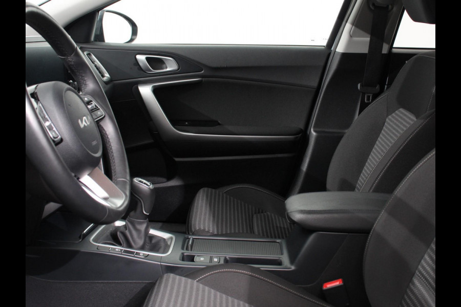Kia Xceed 1.0 T-GDi 120pk ComfortLine | Camera | Navigatie | Apple Carplay/Android Auto | Climate Control | Cruise control | Lichtmetalen velgen