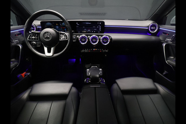 Mercedes-Benz A-Klasse 250 e Business Solution Luxury Limited [SCHUIFKANTELDAK, MEMORY SEATS, APPLE CARPLAY, ANDROID, BURMESTER SOUND, CAMERA, VOL LEDER, CRUISE, CLIMATE, NIEUWSTAAT]