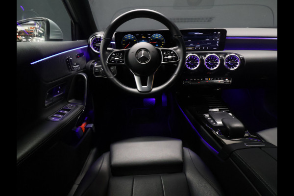 Mercedes-Benz A-Klasse 250 e Business Solution Luxury Limited [SCHUIFKANTELDAK, MEMORY SEATS, APPLE CARPLAY, ANDROID, BURMESTER SOUND, CAMERA, VOL LEDER, CRUISE, CLIMATE, NIEUWSTAAT]