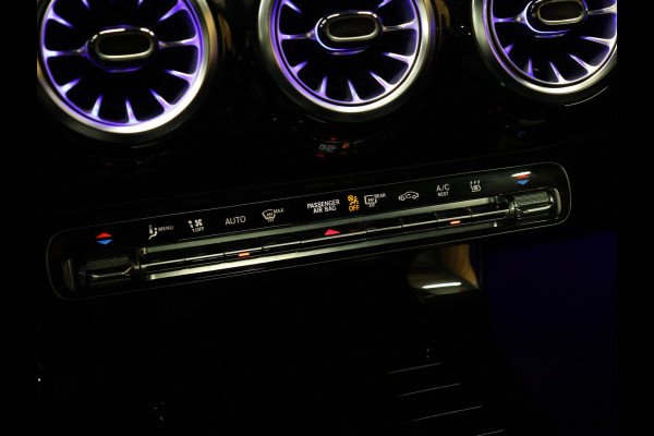 Mercedes-Benz A-Klasse 250 e Business Solution Luxury Limited [SCHUIFKANTELDAK, MEMORY SEATS, APPLE CARPLAY, ANDROID, BURMESTER SOUND, CAMERA, VOL LEDER, CRUISE, CLIMATE, NIEUWSTAAT]