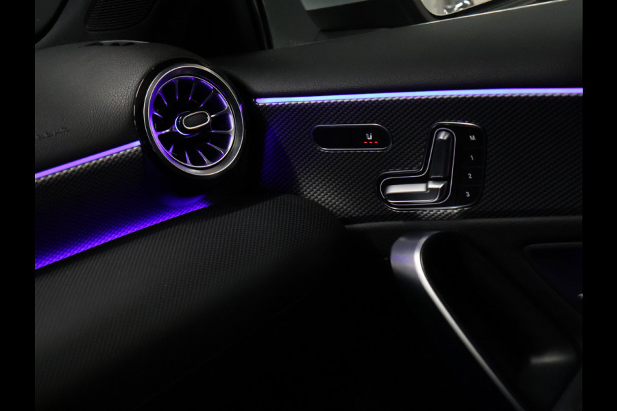 Mercedes-Benz A-Klasse 250 e Business Solution Luxury Limited [SCHUIFKANTELDAK, MEMORY SEATS, APPLE CARPLAY, ANDROID, BURMESTER SOUND, CAMERA, VOL LEDER, CRUISE, CLIMATE, NIEUWSTAAT]
