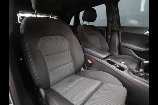 Mercedes-Benz B-Klasse 180 Blue Efficiency Business [TREKHAAK, CAMERA, PDC V+A, STOELVERWARMING, 6-BAK, BLUETOOTH, CRUISE, NIEUWSTAAT]