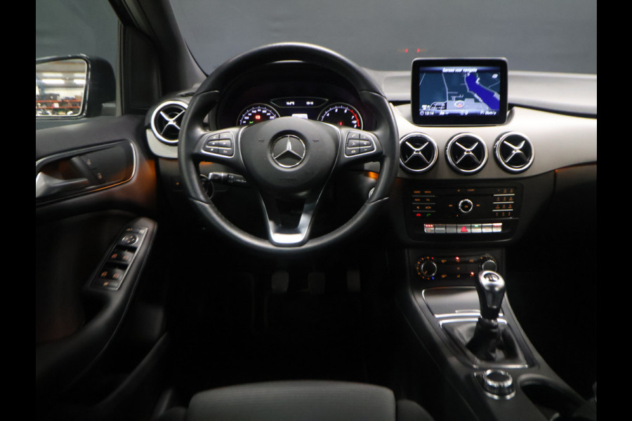 Mercedes-Benz B-Klasse 180 Blue Efficiency Business [TREKHAAK, CAMERA, PDC V+A, STOELVERWARMING, 6-BAK, BLUETOOTH, CRUISE, NIEUWSTAAT]