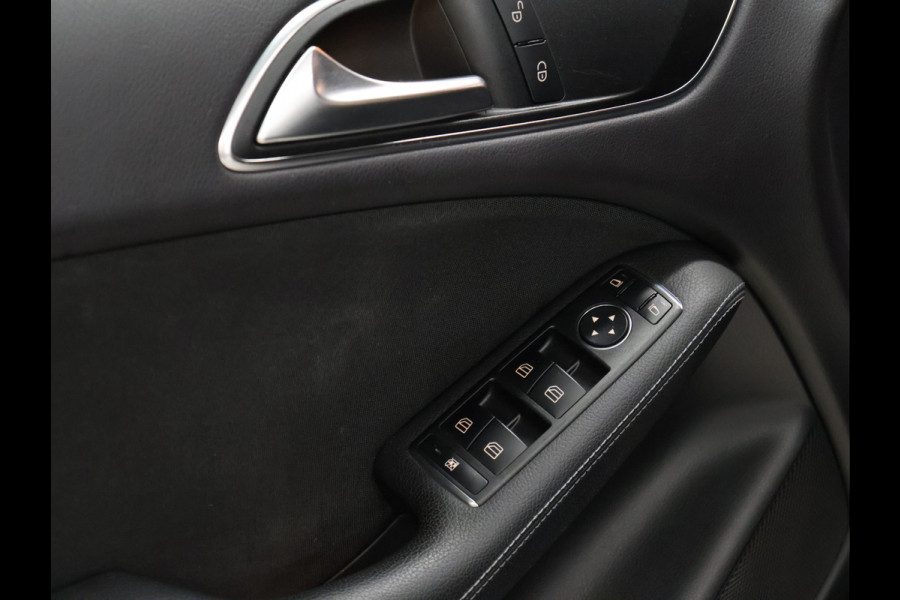 Mercedes-Benz B-Klasse 180 Blue Efficiency Business [TREKHAAK, CAMERA, PDC V+A, STOELVERWARMING, 6-BAK, BLUETOOTH, CRUISE, NIEUWSTAAT]