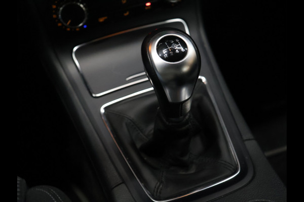 Mercedes-Benz B-Klasse 180 Blue Efficiency Business [TREKHAAK, CAMERA, PDC V+A, STOELVERWARMING, 6-BAK, BLUETOOTH, CRUISE, NIEUWSTAAT]