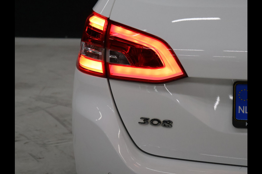 Peugeot 308 SW 1.2 PureTech Blue Lease Executive [PANORAMADAK, TREKHAAK, APPLE CARPLAY, ANDROID, PDC V+A, 6-BAK, CRUISE, LANE ASSIST, NIEUWSTAAT]