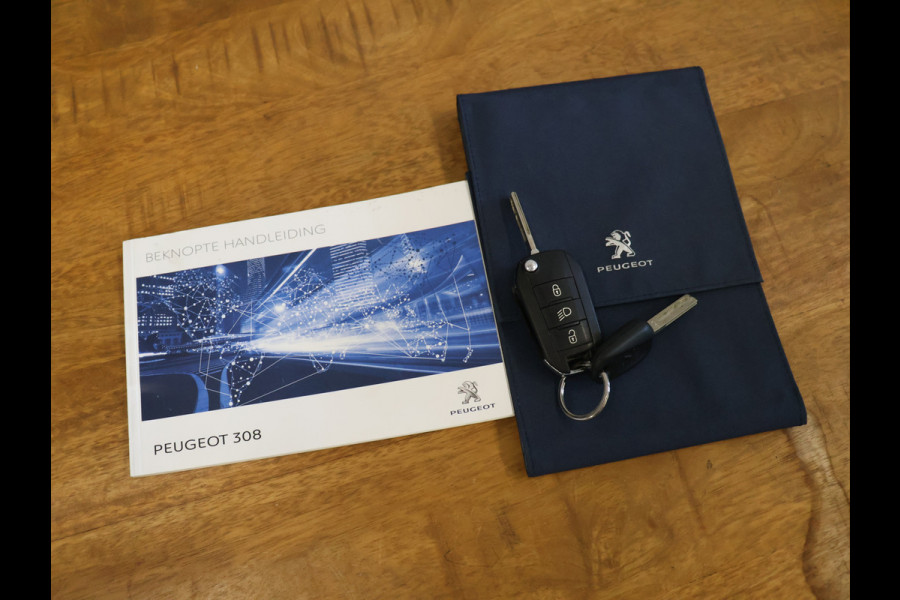 Peugeot 308 SW 1.2 PureTech Blue Lease Executive [PANORAMADAK, TREKHAAK, APPLE CARPLAY, ANDROID, PDC V+A, 6-BAK, CRUISE, LANE ASSIST, NIEUWSTAAT]