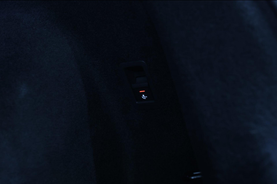 Audi Q3 Sportback 40 TFSI Quattro S-Line *Pano*Camera*Trekhaak*Elek. Stoelen* Audi Q3 Sportback 40 TFSI Quattro S-Line *Pano*Camera*Trekhaak*Elek. Stoelen*