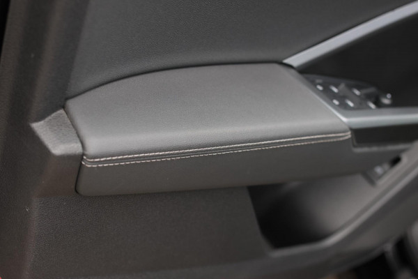 Audi Q3 Sportback 40 TFSI Quattro S-Line *Pano*Camera*Trekhaak*Elek. Stoelen* Audi Q3 Sportback 40 TFSI Quattro S-Line *Pano*Camera*Trekhaak*Elek. Stoelen*