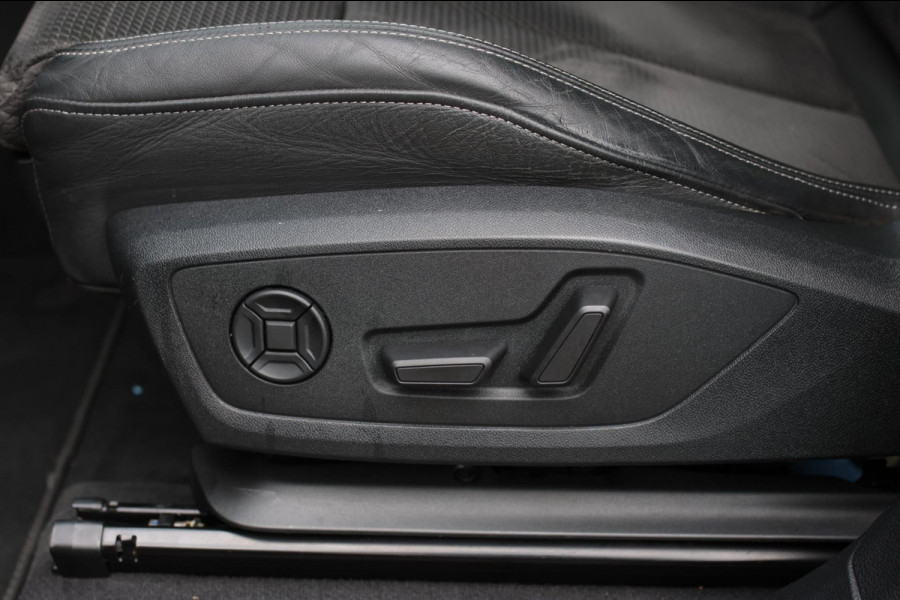 Audi Q3 Sportback 40 TFSI Quattro S-Line *Pano*Camera*Trekhaak*Elek. Stoelen* Audi Q3 Sportback 40 TFSI Quattro S-Line *Pano*Camera*Trekhaak*Elek. Stoelen*