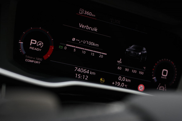 Audi Q3 Sportback 40 TFSI Quattro S-Line *Pano*Camera*Trekhaak*Elek. Stoelen* Audi Q3 Sportback 40 TFSI Quattro S-Line *Pano*Camera*Trekhaak*Elek. Stoelen*