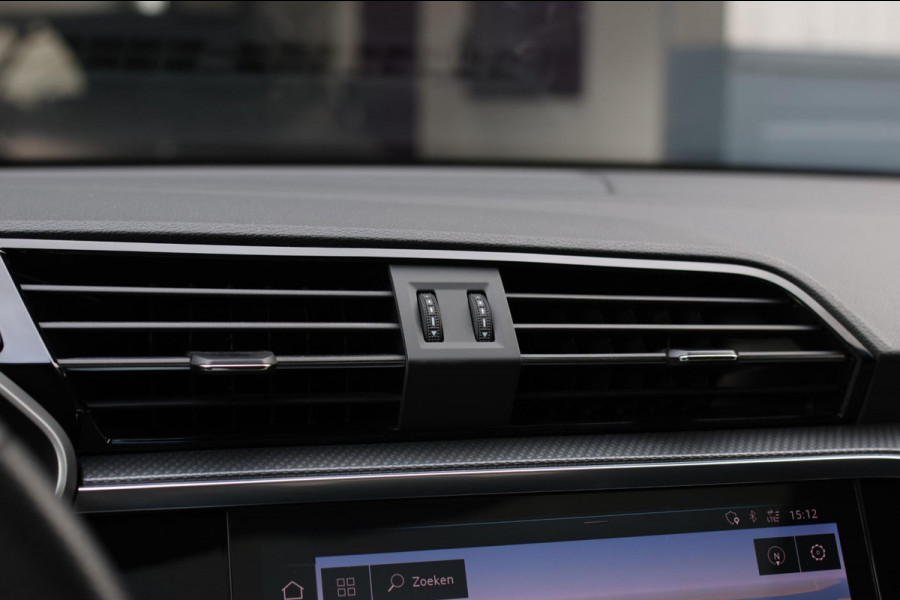 Audi Q3 Sportback 40 TFSI Quattro S-Line *Pano*Camera*Trekhaak*Elek. Stoelen* Audi Q3 Sportback 40 TFSI Quattro S-Line *Pano*Camera*Trekhaak*Elek. Stoelen*