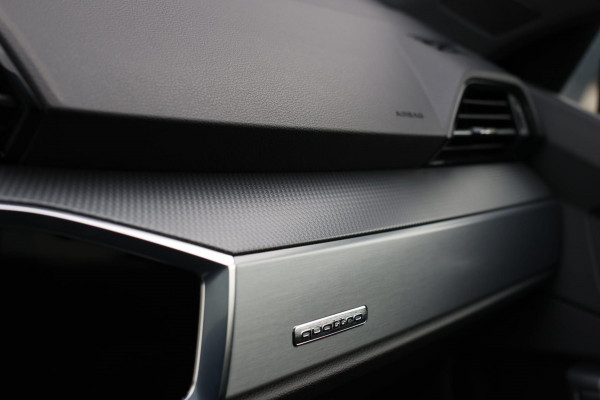 Audi Q3 Sportback 40 TFSI Quattro S-Line *Pano*Camera*Trekhaak*Elek. Stoelen* Audi Q3 Sportback 40 TFSI Quattro S-Line *Pano*Camera*Trekhaak*Elek. Stoelen*