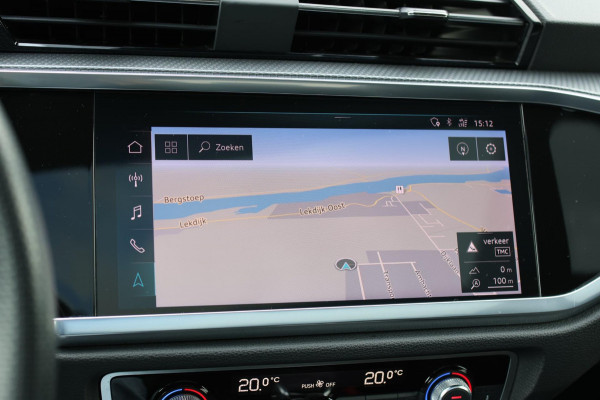 Audi Q3 Sportback 40 TFSI Quattro S-Line *Pano*Camera*Trekhaak*Elek. Stoelen* Audi Q3 Sportback 40 TFSI Quattro S-Line *Pano*Camera*Trekhaak*Elek. Stoelen*