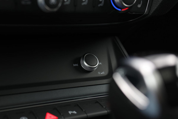 Audi Q3 Sportback 40 TFSI Quattro S-Line *Pano*Camera*Trekhaak*Elek. Stoelen* Audi Q3 Sportback 40 TFSI Quattro S-Line *Pano*Camera*Trekhaak*Elek. Stoelen*