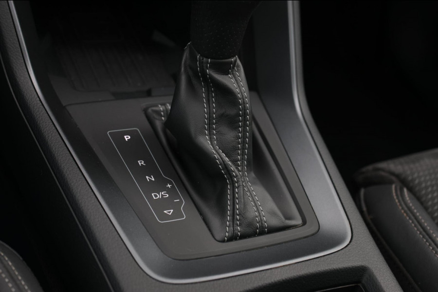 Audi Q3 Sportback 40 TFSI Quattro S-Line *Pano*Camera*Trekhaak*Elek. Stoelen* Audi Q3 Sportback 40 TFSI Quattro S-Line *Pano*Camera*Trekhaak*Elek. Stoelen*