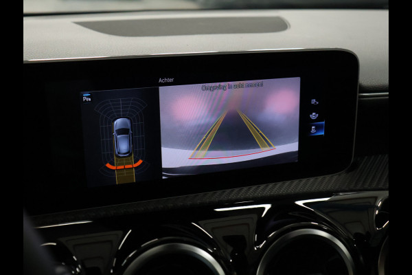 Mercedes-Benz A-Klasse 180 Sport [DIGITAL DASHBOARD, CAMERA, HALF LEDER, STOELVERWARMING, PDC V+A, BLUETOOTH, CRUISE, CLIMATE, NIEUWSTAAT]