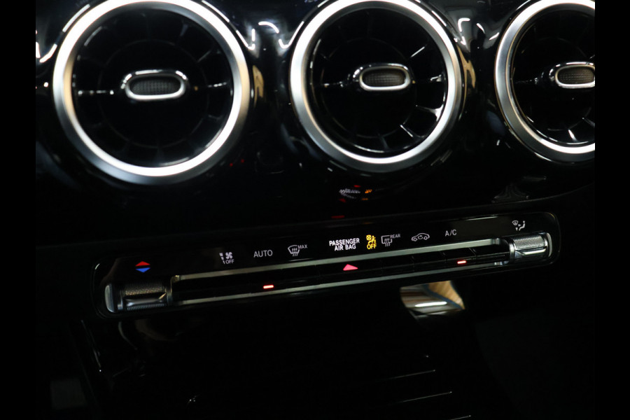Mercedes-Benz A-Klasse 180 Sport [DIGITAL DASHBOARD, CAMERA, HALF LEDER, STOELVERWARMING, PDC V+A, BLUETOOTH, CRUISE, CLIMATE, NIEUWSTAAT]