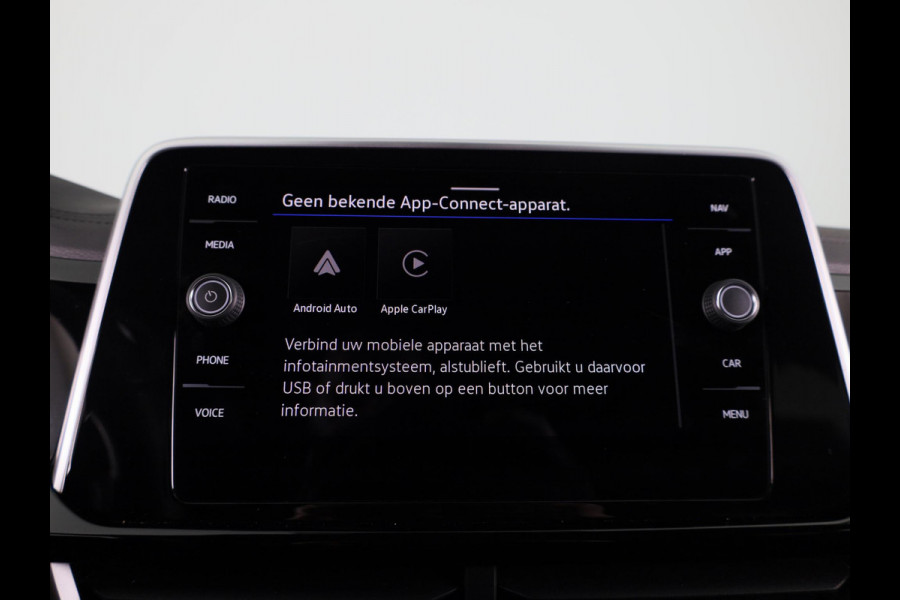 Volkswagen T-Roc 1.5 TSI R-Line 150 PK DSG | Navigatie | Trekhaak afneembaar | ErgoActive Stoel Pakket | Parkeercamera |